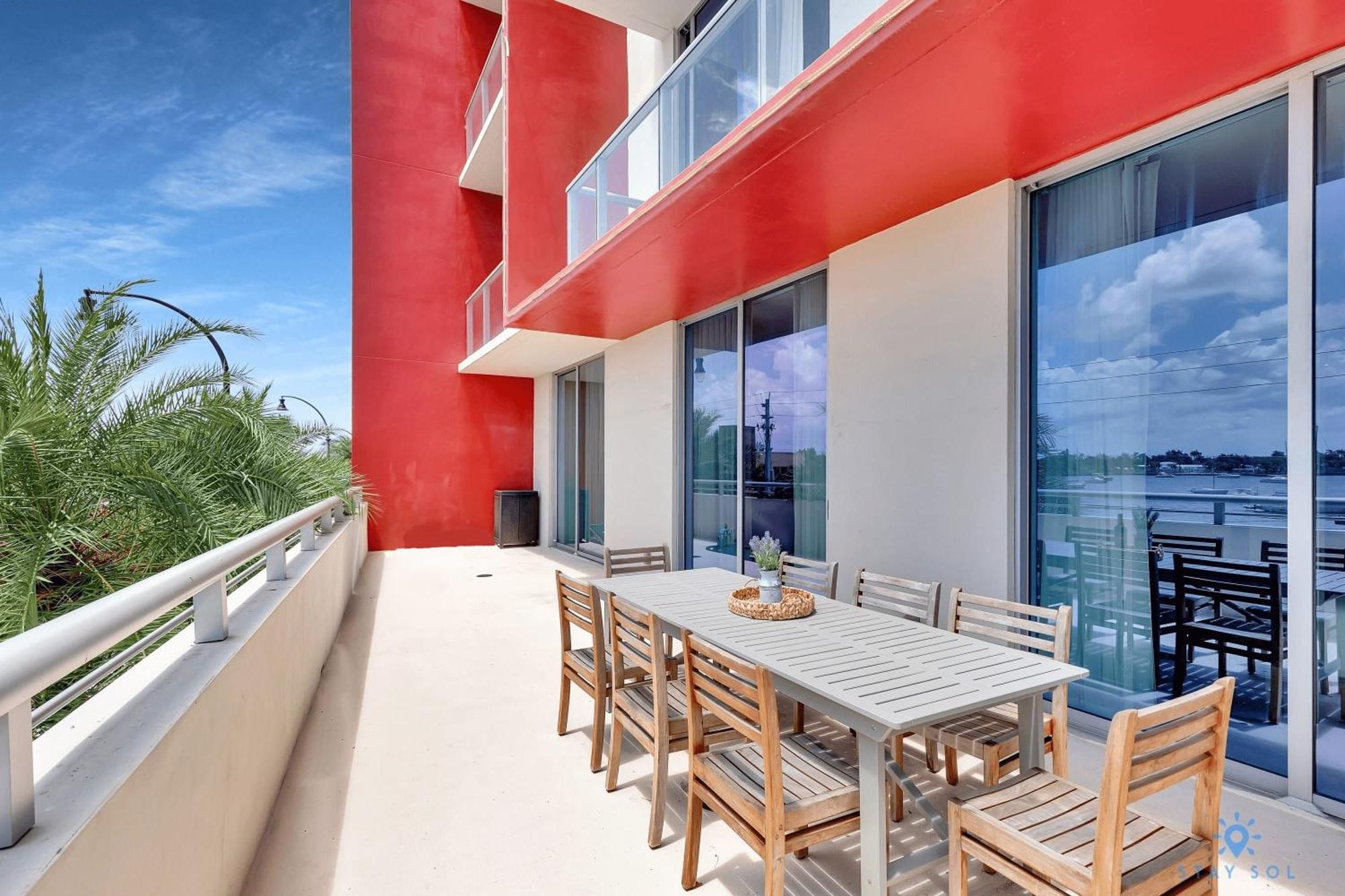 Beachfront Condo-Roofto Pool- 2 Bedrooms 2 Bedroom ! Hollywood Eksteriør billede